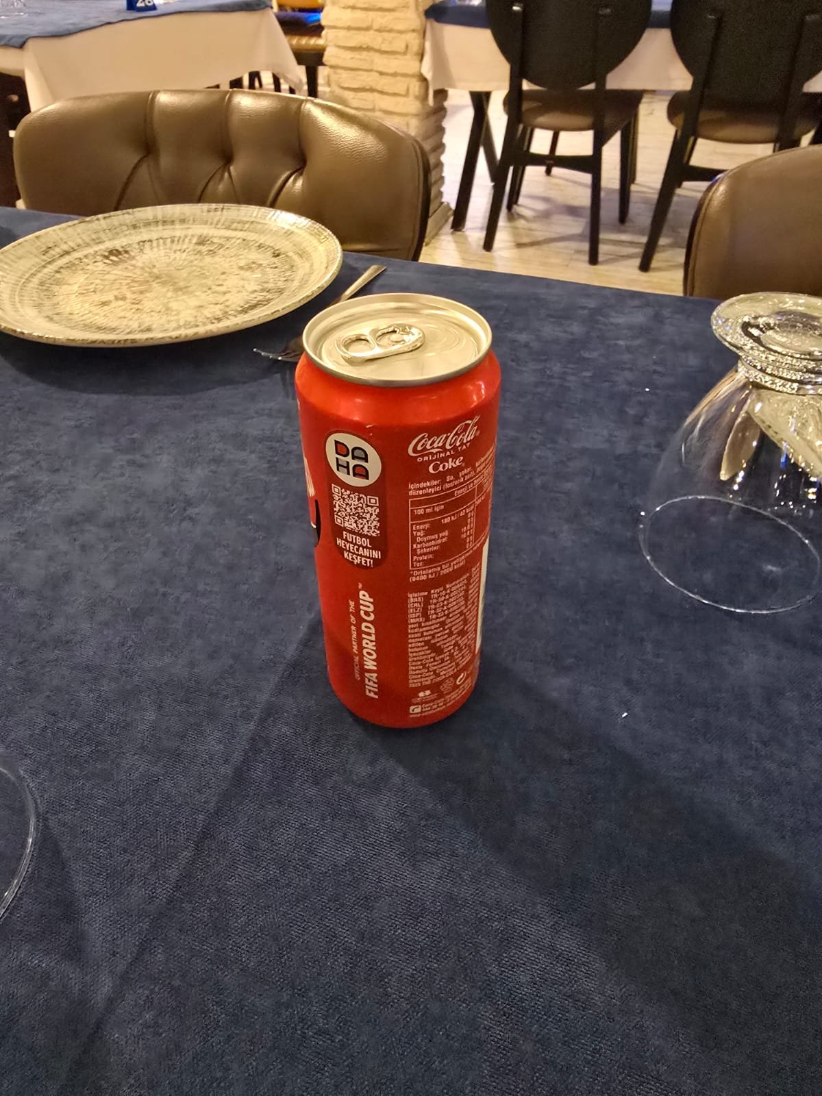 كولا علبة